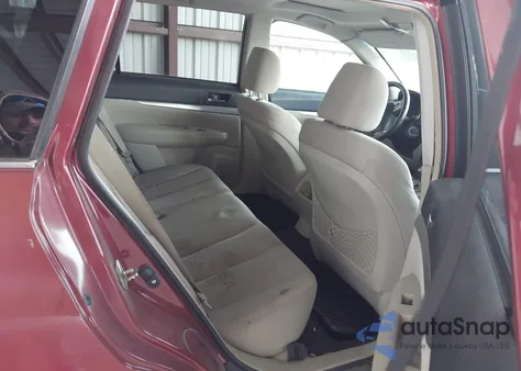 2013 Subaru Outback 2.5I Premium из США, поврежденный, VIN 4S4BRCGC6D3315689